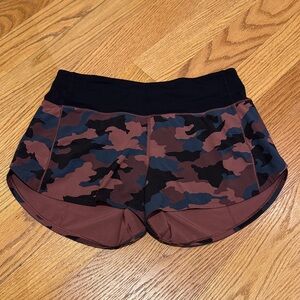 Lululemon Speed Up shorts - size 6